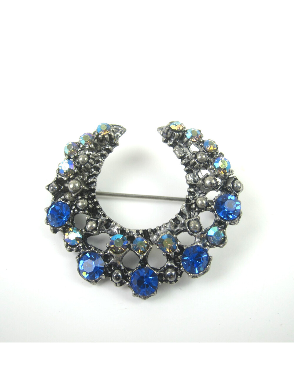 Vintage Pin Brooch Blue Aurora Borealis Rhinestone Crescent Moon Wreath 1.5"